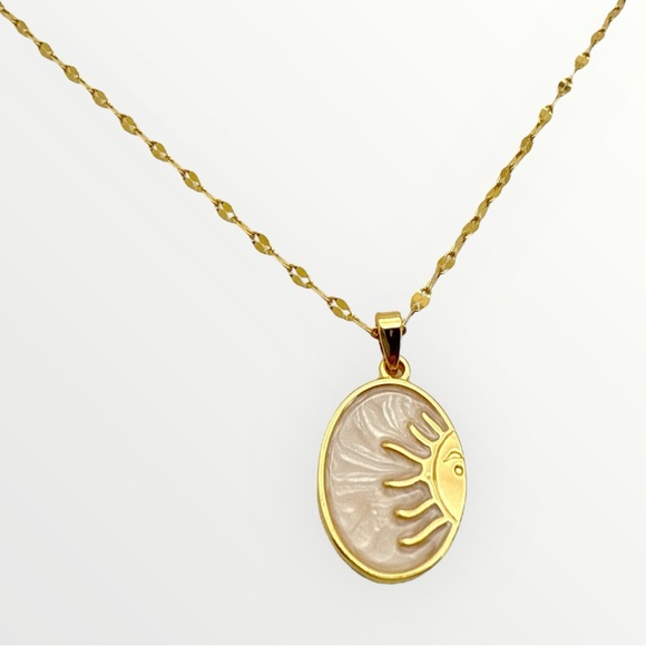 The Sun Pendant Mirror Chain Necklace 316L Stainless Steel - Picture 11 of 15